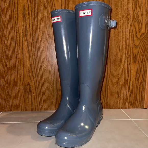 Hunter Rainboots & Socks - Picture 1 of 6